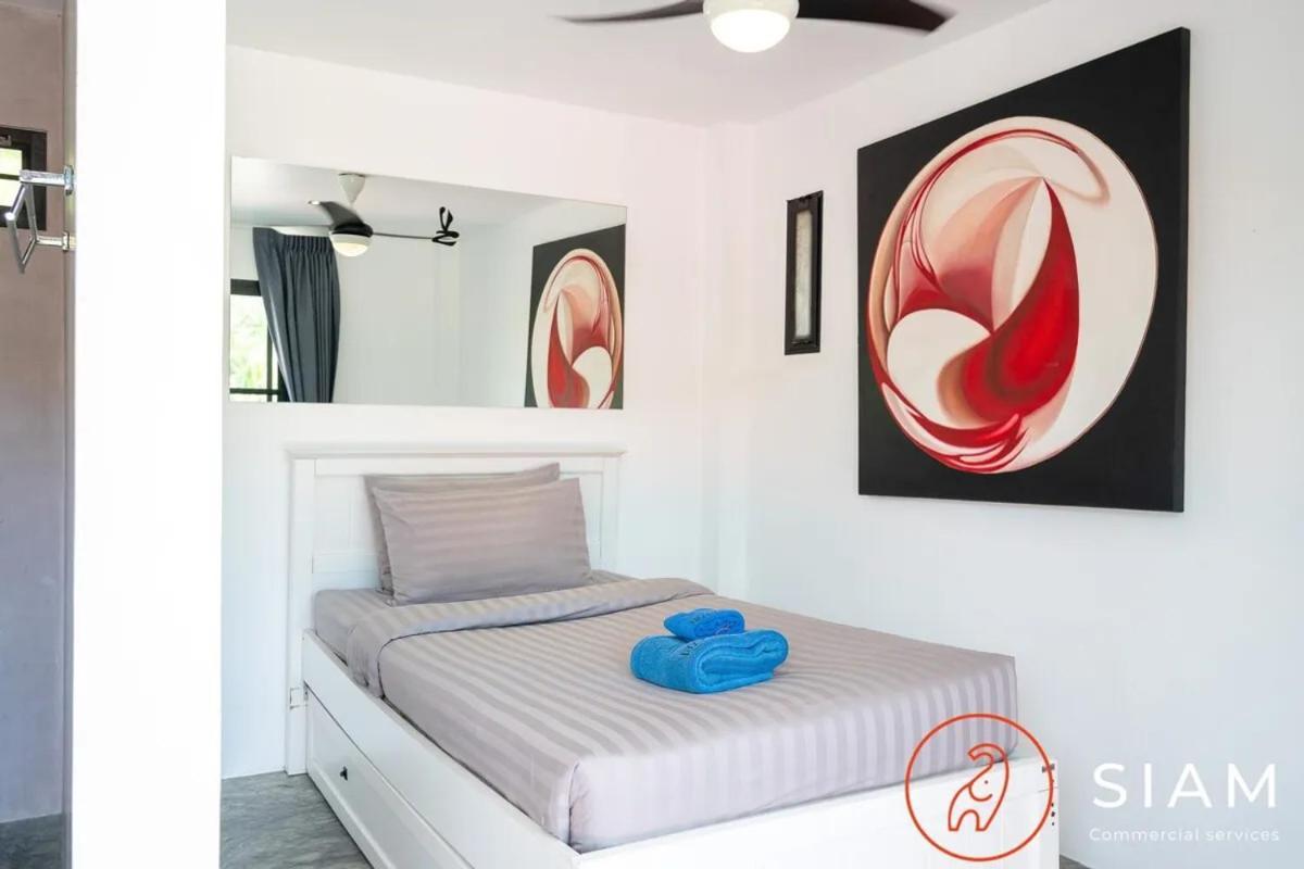 Zendo 4br - 12m Privatepool - Walk To วิลล่า หาดแม่น้ำ